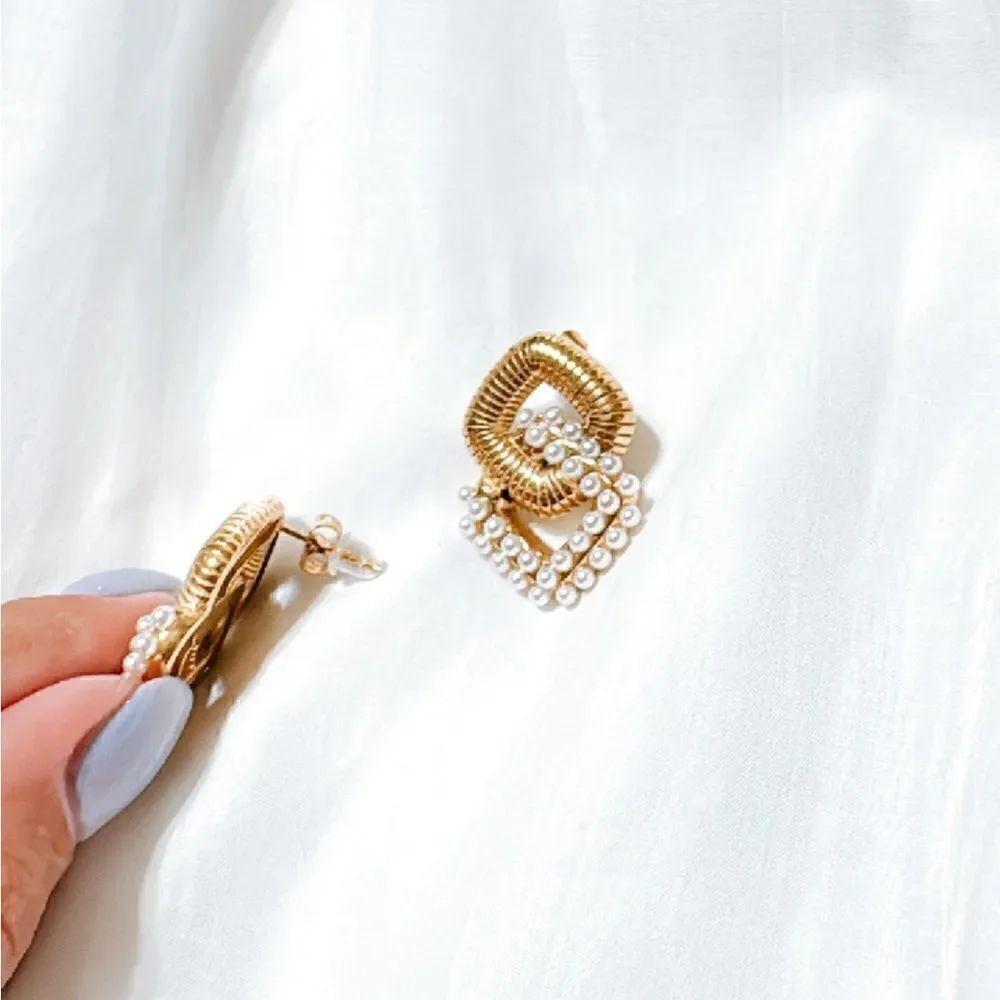 Vintage pearl earrings M403 - Picture 3 of 4